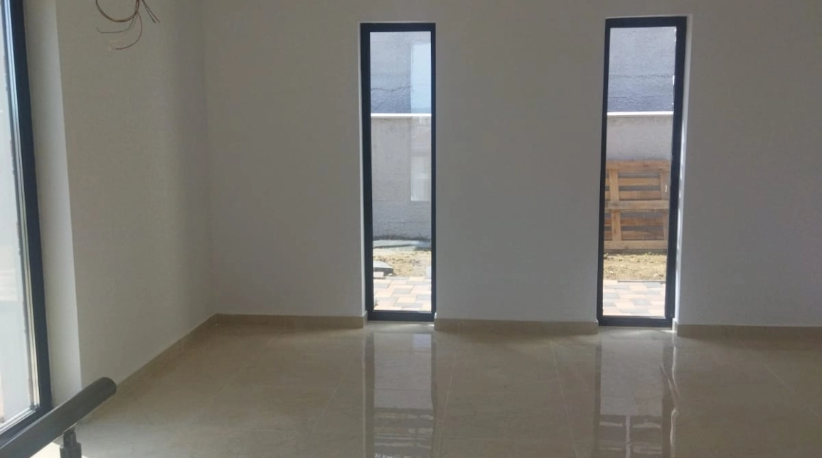 Oferta De vanzare casa, 4 camere, 90 mp, Valea Adanca,  bazinu de apa imagine 3