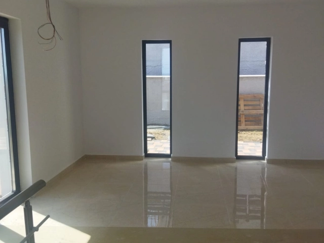 Apartament 4 camere - Valea Adanca