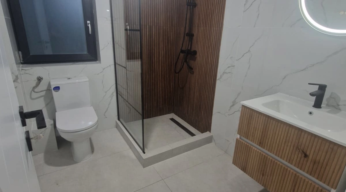 Oferta Casa, 4 camere , 118 mp, Miroslava, de vanzare,  Depozit TRANS Anapet imagine 4
