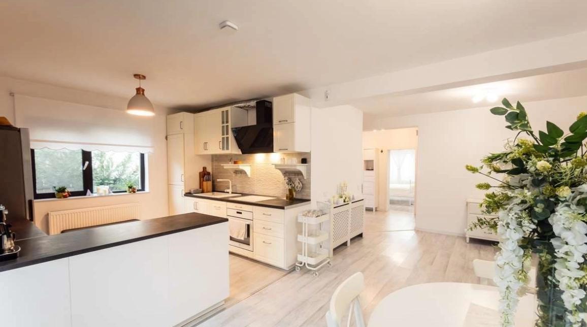 Oferta De vanzare casa, 5 camere, 143 mp, Miroslava,  la 3 minute de Family Market imagine 2