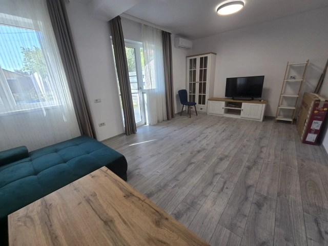 Apartament 4 camere - Bucium