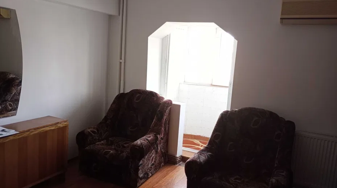 Oferta Apartament, 1 camera decomandat, 38 mp, Gara, de inchiriat,  Mc Donald s imagine 2