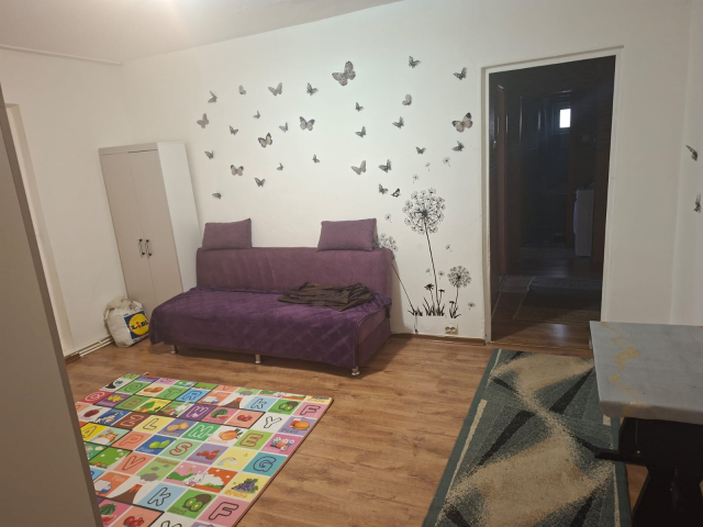 De vanzare apartament, 3 camere,  semidecomandat,  54 mp, Dacia,  (Bicaz) 162177