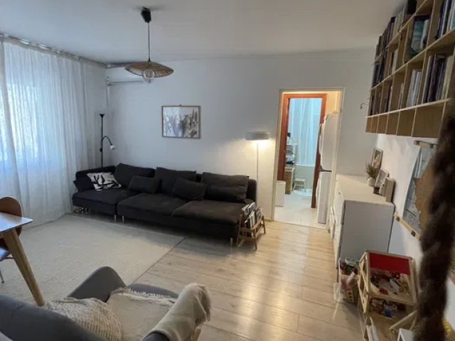 Metalurgie apartament  54 mp, 3 camere,  semidecomandat, de vanzare,  (Gradinari ) 162354