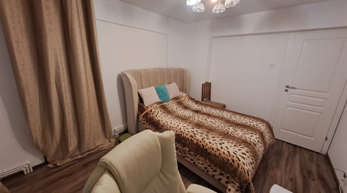 Oferta Pacurari apartament 78 mp, 3 camere, decomandat, de vanzare,  MOARA DE  FOC imagine 6
