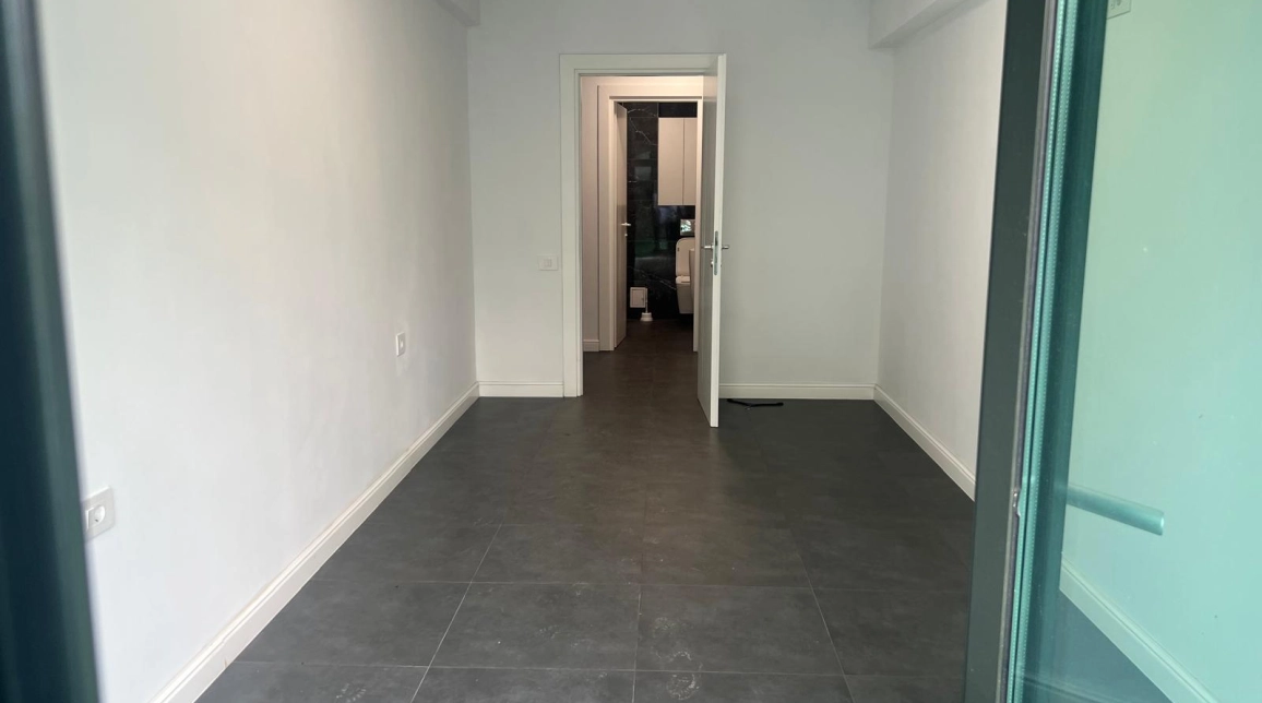 Oferta 2 camere, open-space, 100 mp, de vanzare apartament in zona Centru,  Bloc Mercur Mary-vis a vis de Palas Mall imagine 8