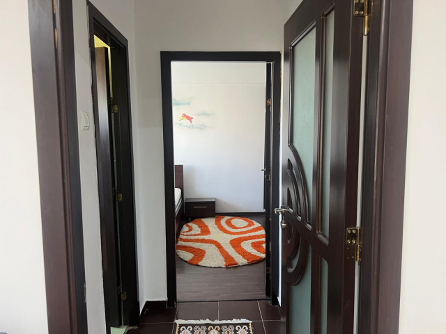 Apartament de vanzare, 2 camere,  semidecomandat,  53 mp, Podu Ros,  (Magazinul Tesko) 163010
