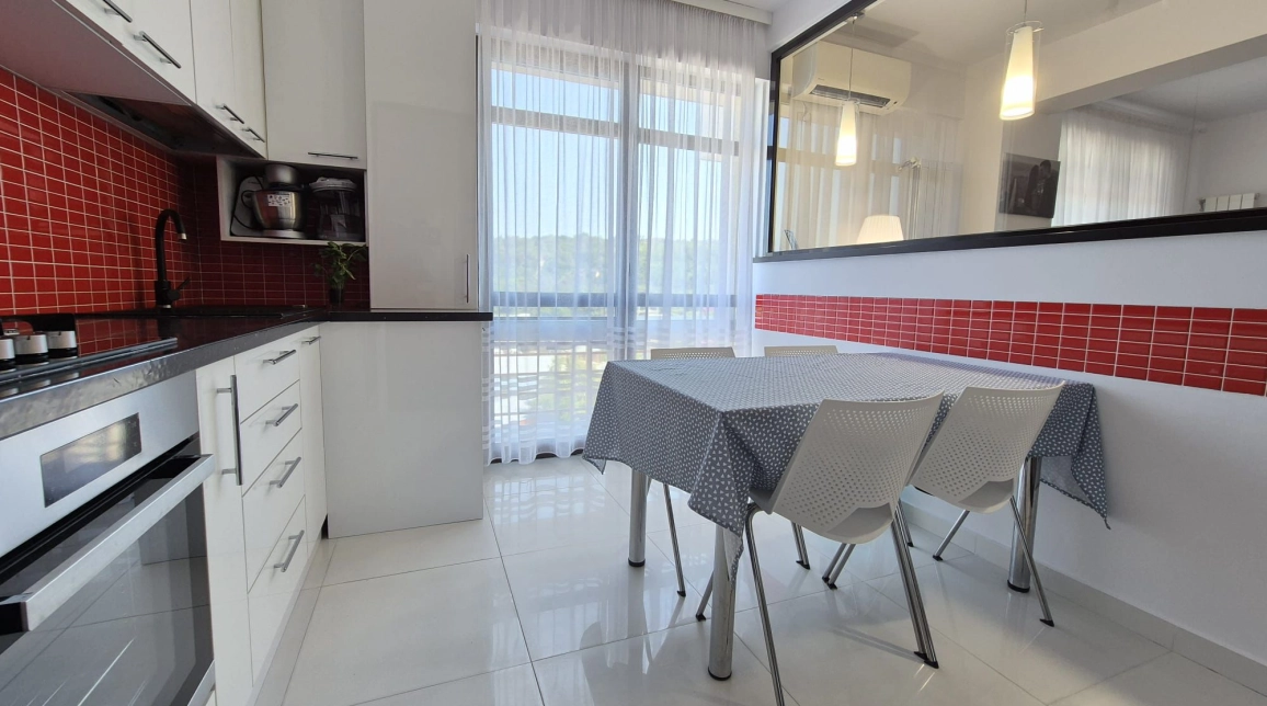 Oferta Bucium apartament 76 mp, 2 camere, decomandat, de vanzare,  Family Market imagine 5