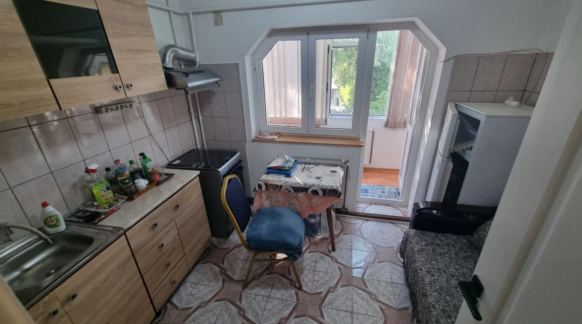 Oferta Tatarasi apartament 40 mp, 1 camera, decomandat, de vanzare,  Complex Stejar imagine 5