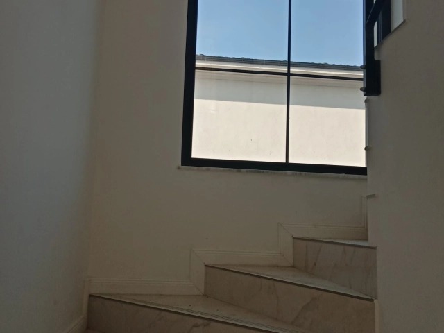 Apartament 4 camere - Valea Ursului
