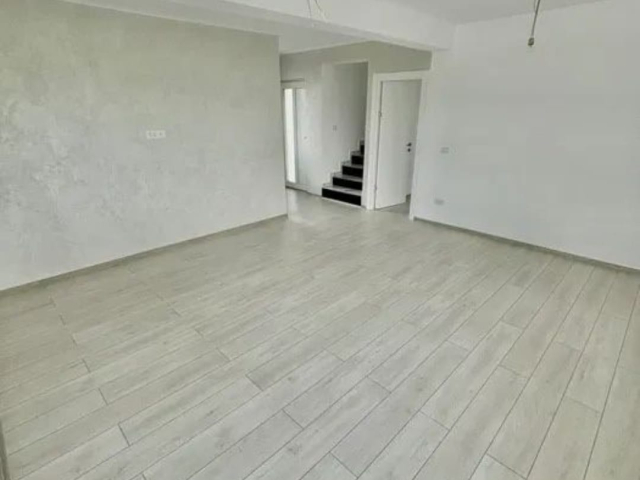 4 camere,  110mp, de vanzare vila in zona Rediu,   161113