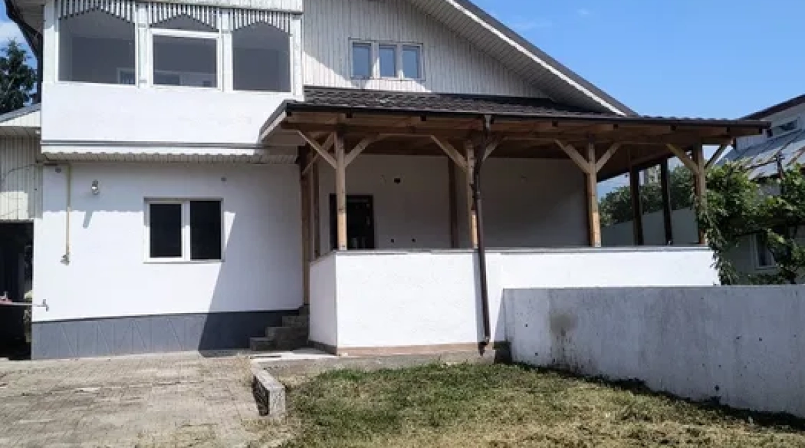 Oferta Darmanesti casa 174 mp, 5 camere, de vanzare,  Gheorghe Asachi imagine 1