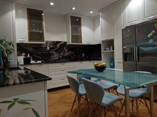 Apartament 3 camere - Dancu