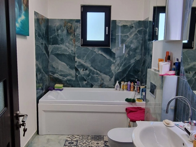 Apartament 3 camere - Semicentral