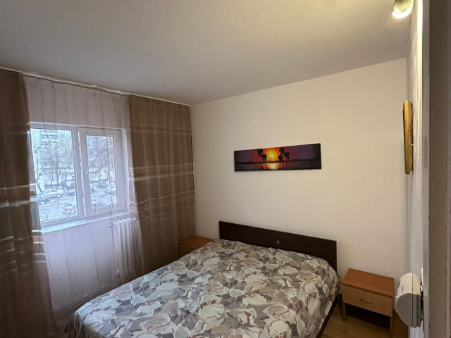 2 camere,  semidecomandat,  45 mp, de inchiriat apartament in zona Alexandru cel Bun,  (PIATA VOIEVOZILOR) 161808