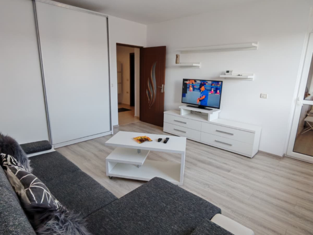 Apartament, 2 camere  decomandat,  80 mp, Calea Romanului, de inchiriat,  (Cartier Tei) 162111