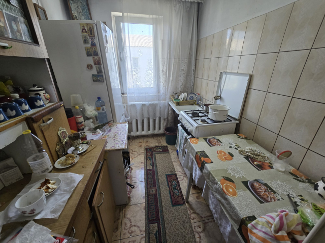 Apartament de vanzare, 2 camere,  semidecomandat,  42 mp, Dacia,   162765