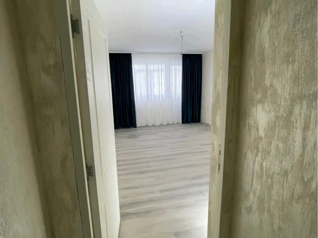 De vanzare apartament, 3 camere,  decomandat,  72 mp, Alexandru cel Bun,  (Minerva - la bulevard) 162822
