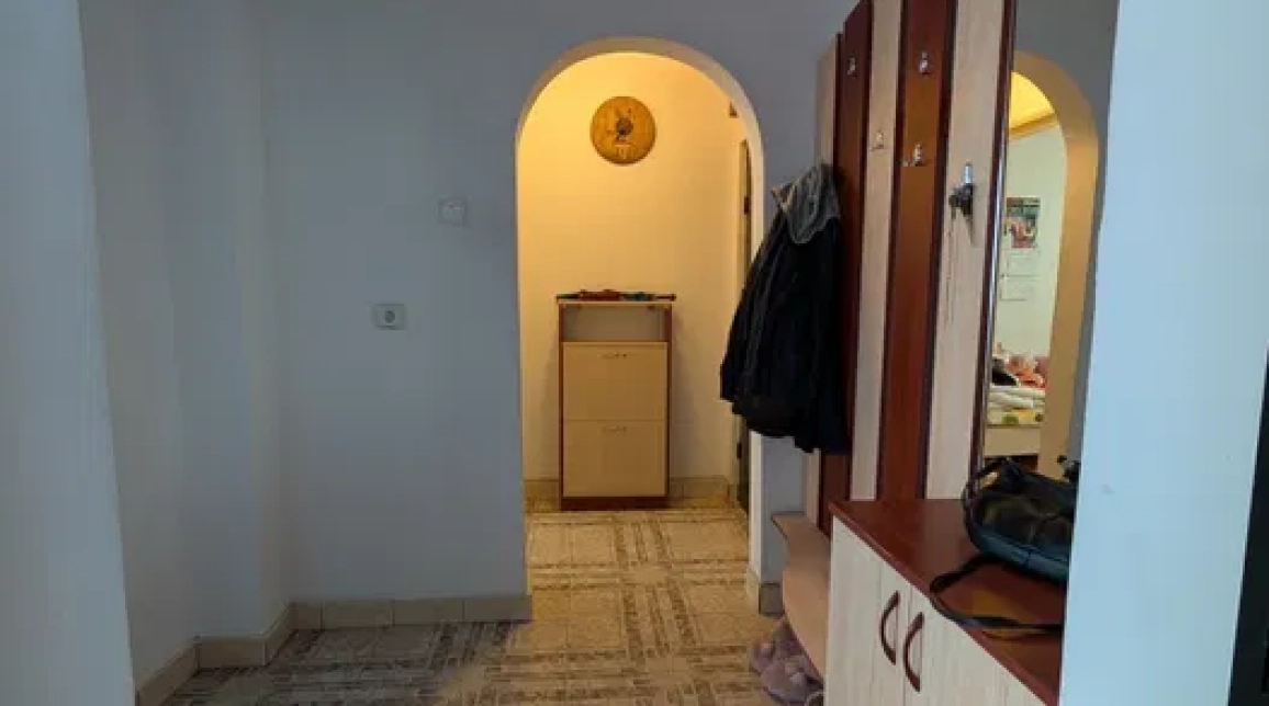 Oferta Darmanesti apartament 45 mp, 3 camere, semidecomandat, de vanzare imagine 6