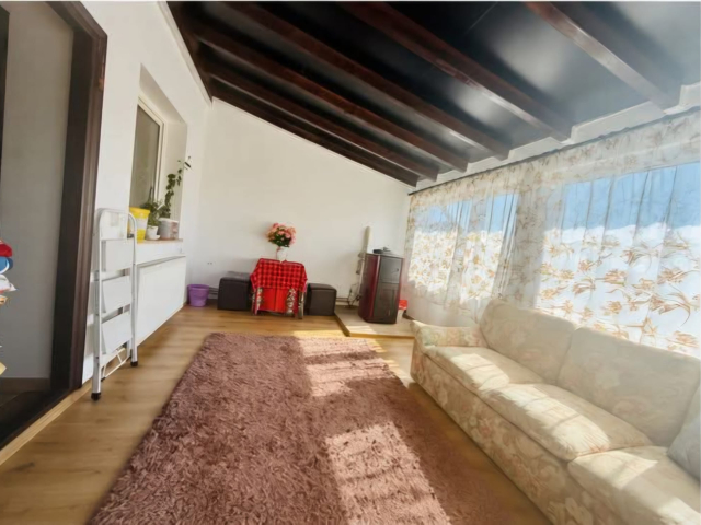 Girov apartament  62 mp, 2 camere,  decomandat, de vanzare,   163039