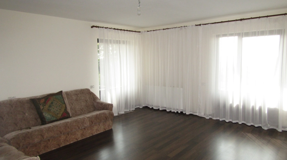 Oferta Casa, 6 camere , 270 mp, Barnova, de vanzare,  Pietrarie imagine 8