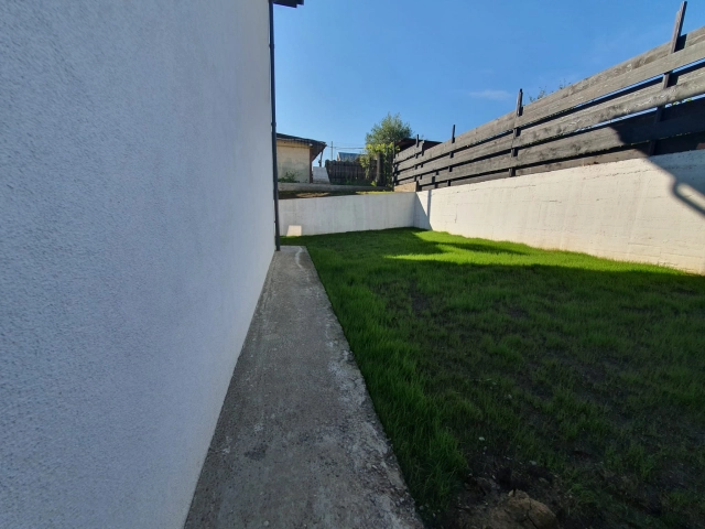 Apartament 4 camere - Bucium