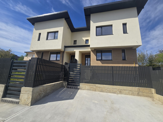 Casa de vanzare, 4 camere,  100mp, Popas Pacurari,  (Strada Soarelui -acces asfaltat) 161300