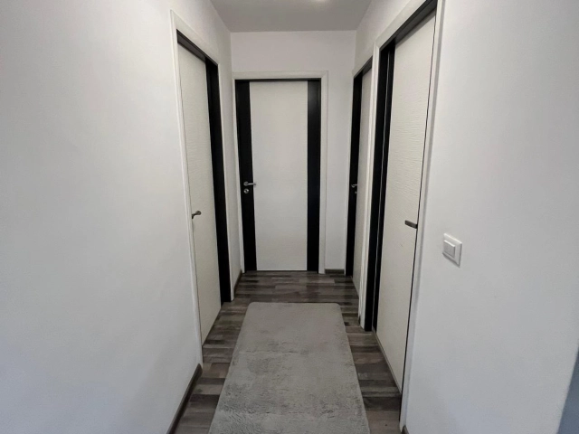 Apartament 4 camere - Valea Lupului