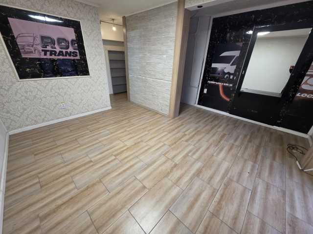Spatiu comercial Gara Carrefour 24mp  163536