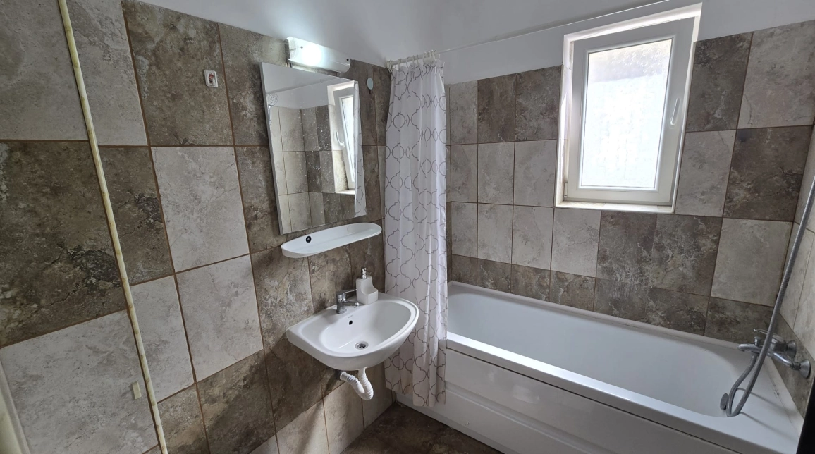 Oferta 3 camere, decomandat, 70 mp, de inchiriat apartament in zona Valea Lupului,  Popas Pacurari imagine 8