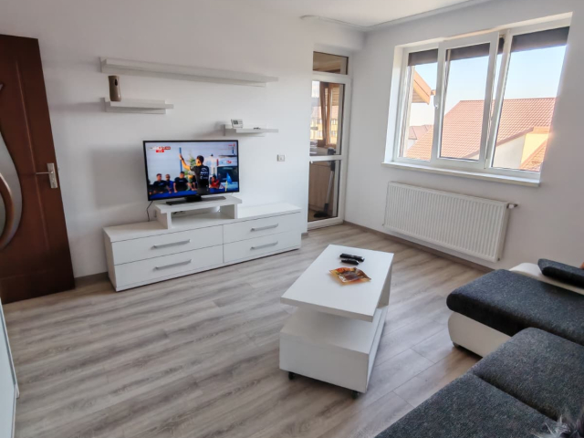 Apartament, 2 camere  decomandat,  80 mp, Calea Romanului, de inchiriat,  (Cartier Tei) 162111