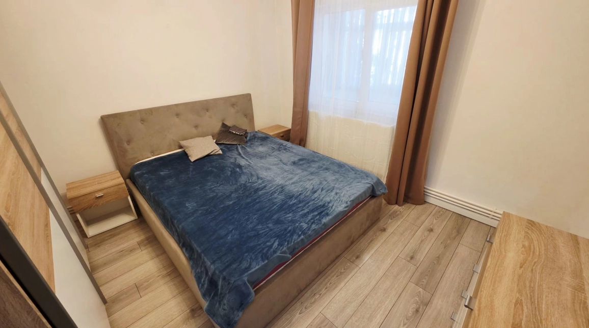 Oferta Nicolina apartament 54 mp, 2 camere, decomandat, de inchiriat imagine 3