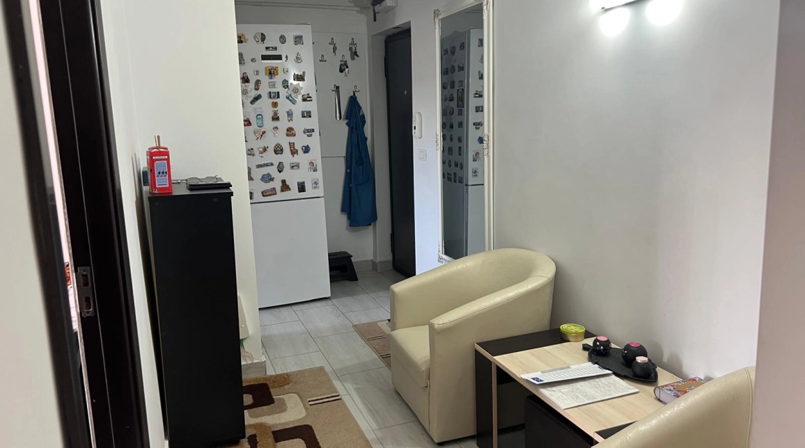 Oferta Podu Ros apartament 34 mp, 2 camere, semidecomandat, de vanzare,  Bld Tudora imagine 2