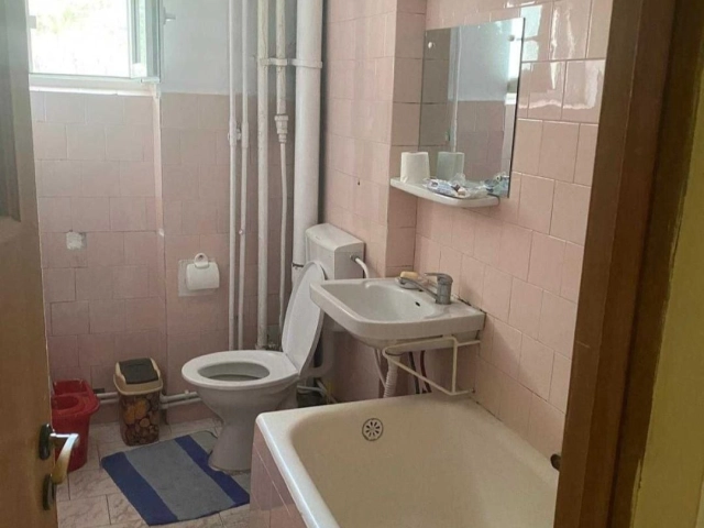 Apartament 3 camere - Pacurari