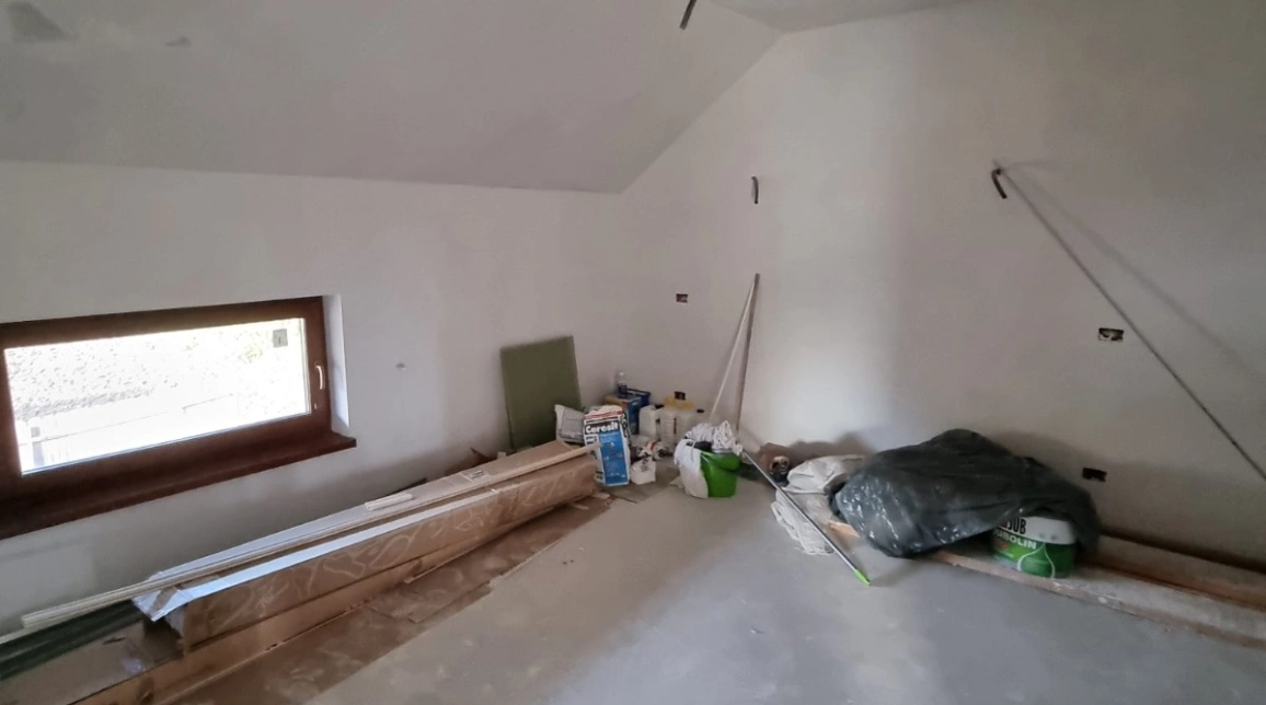 Oferta Casa, 7 camere , 230 mp, Valea Adanca, de vanzare,  5 drumuri imagine 12