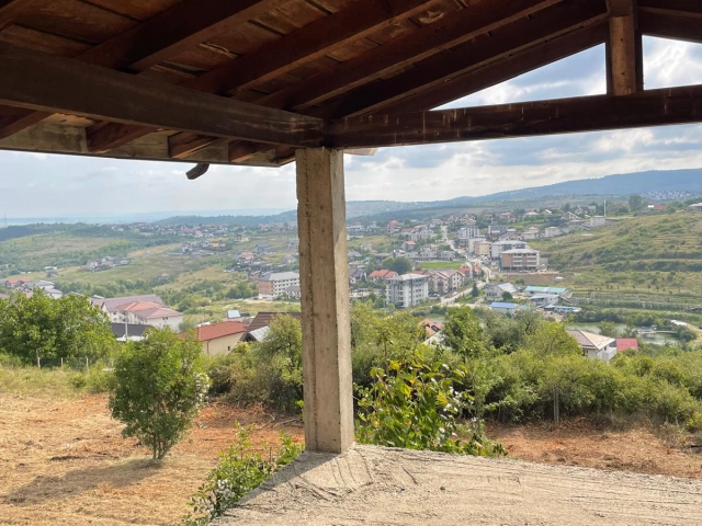 Apartament 4 camere - Frumoasa