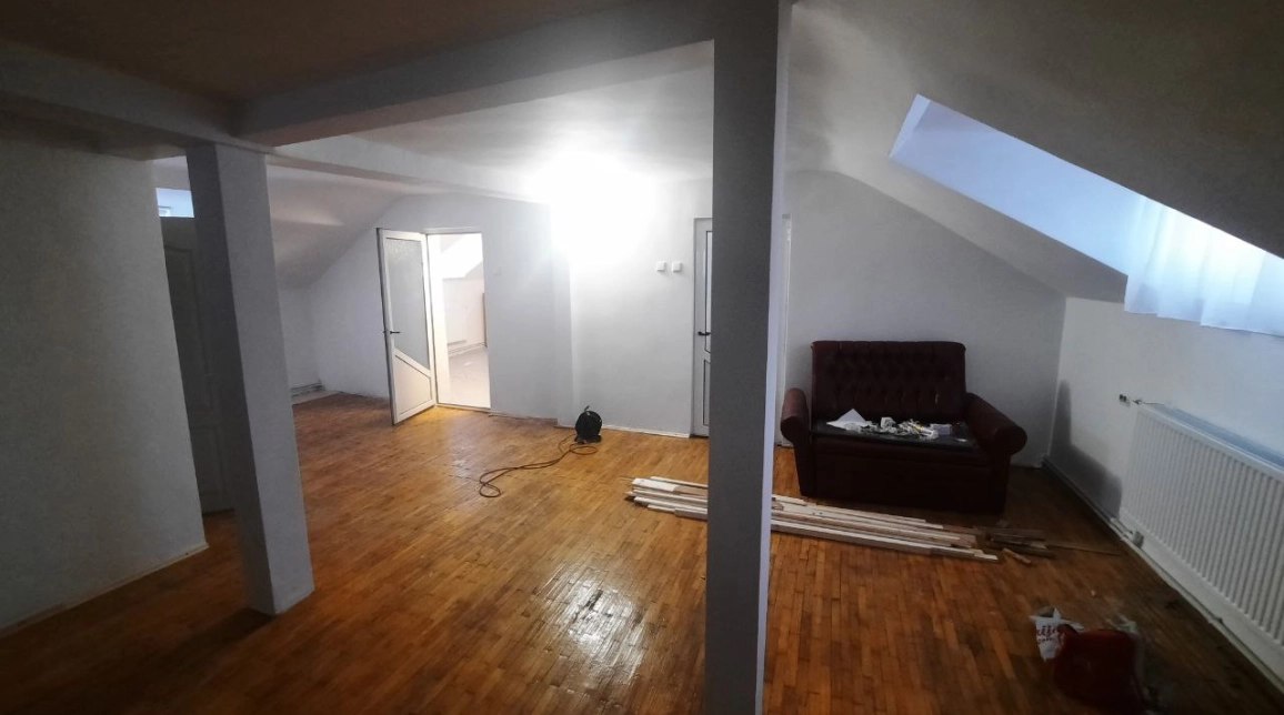 Oferta Casa, 4 camere , 250 mp, Girov, de vanzare,  Scoala imagine 12