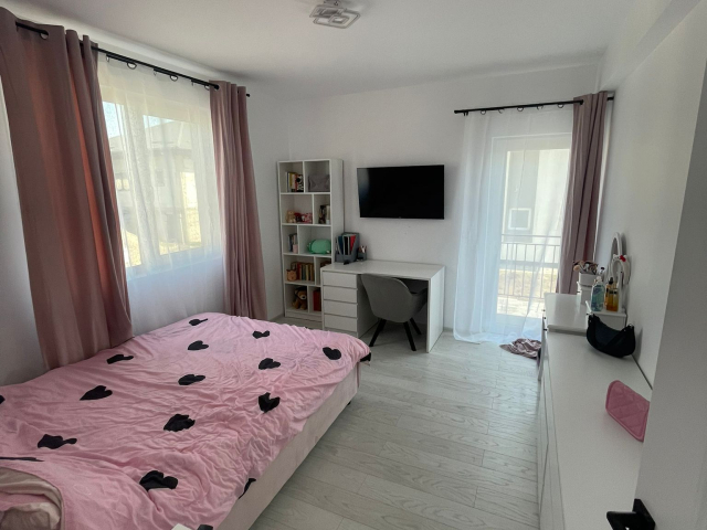 Vila de vanzare, 4 camere,  120mp, Miroslava,  (dupa Alin automobile) 162555