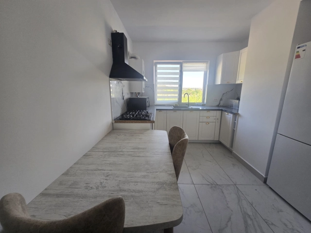 Apartament 4 camere - Bucium