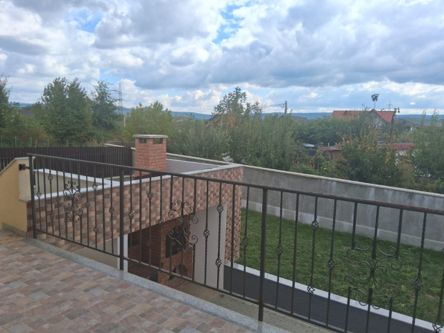 Lunca Cetatuii vila 170mp, 6 camere,  de vanzare,  (pe soseau de centura) 163329