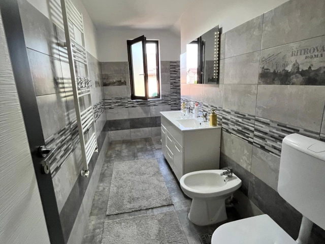Apartament 4 camere - Valea Lupului