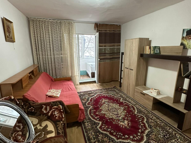 2 camere,  semidecomandat,  45 mp, de inchiriat apartament in zona Alexandru cel Bun,  (PIATA VOIEVOZILOR) 161808