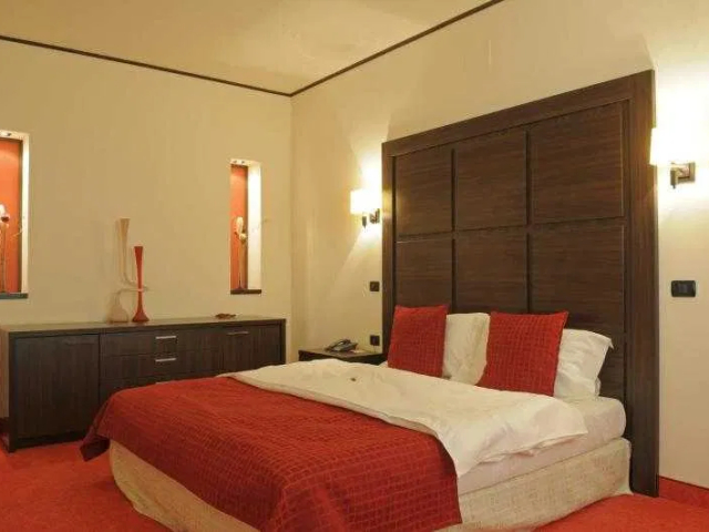 Tudor Vladimirescu apartament  67 mp, 3 camere,  decomandat, de inchiriat,  (Bucsinescu) 162954
