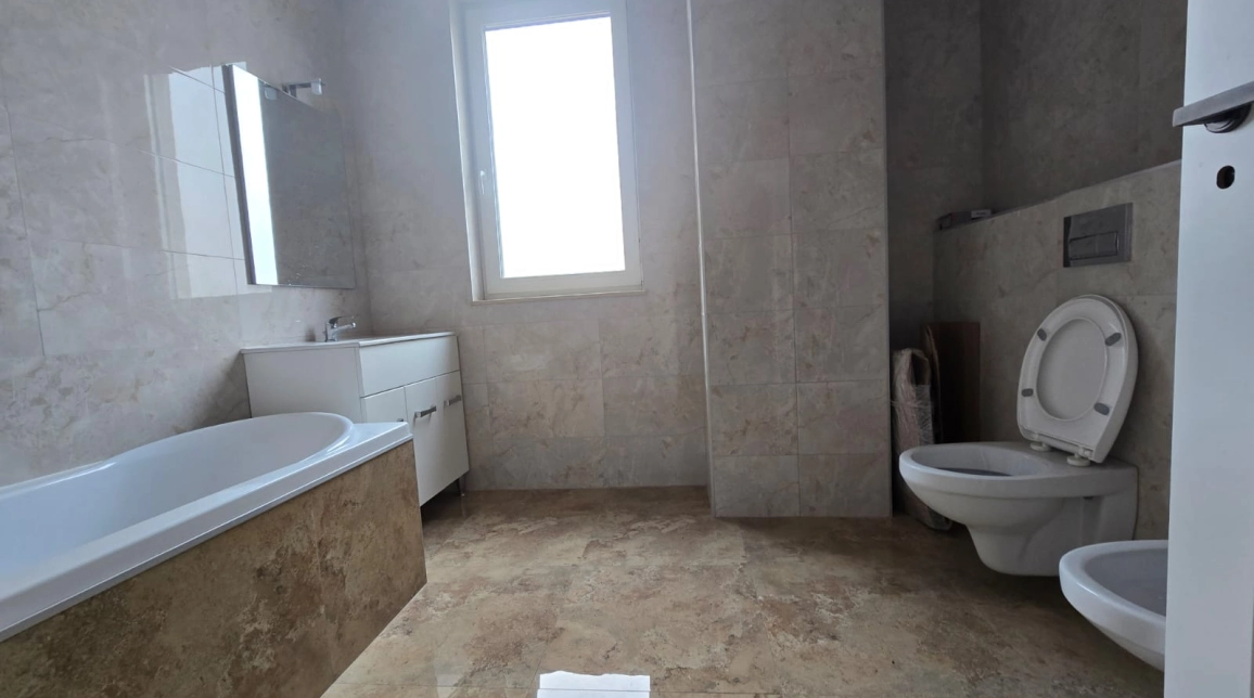 Oferta Bucium apartament nou 106 mp, 4 camere, decomandat, de vanzare,  Lidl -La bulevard imagine 9