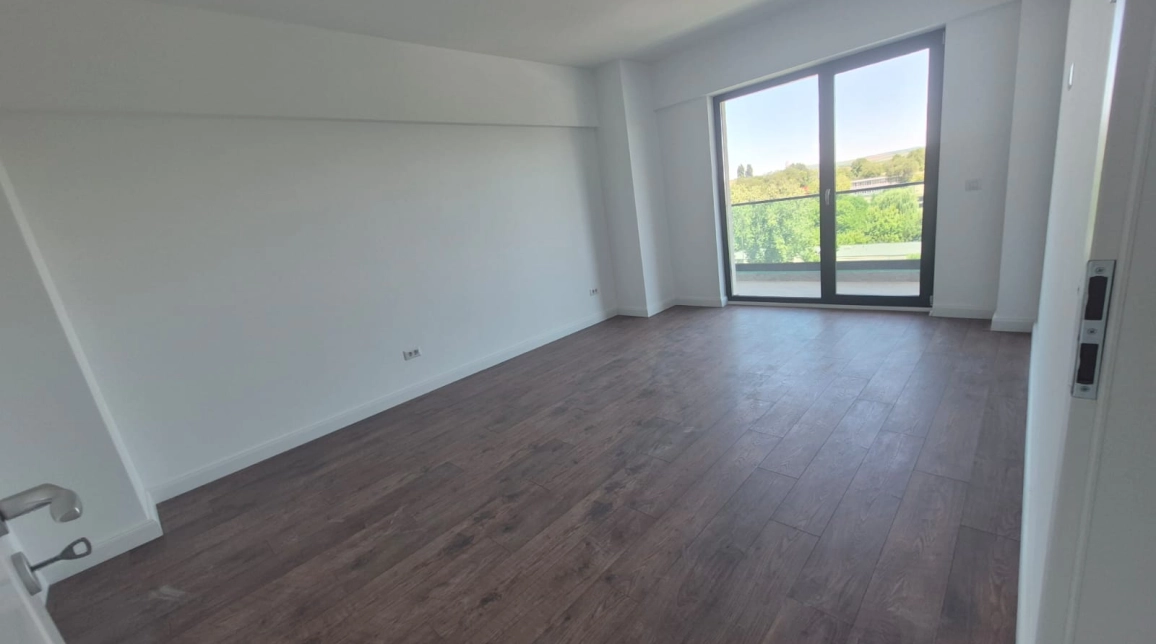 Oferta Apartament nou, 1 camera decomandat, 42 mp, Tatarasi, de vanzare,  Piata 2 baiati imagine 1