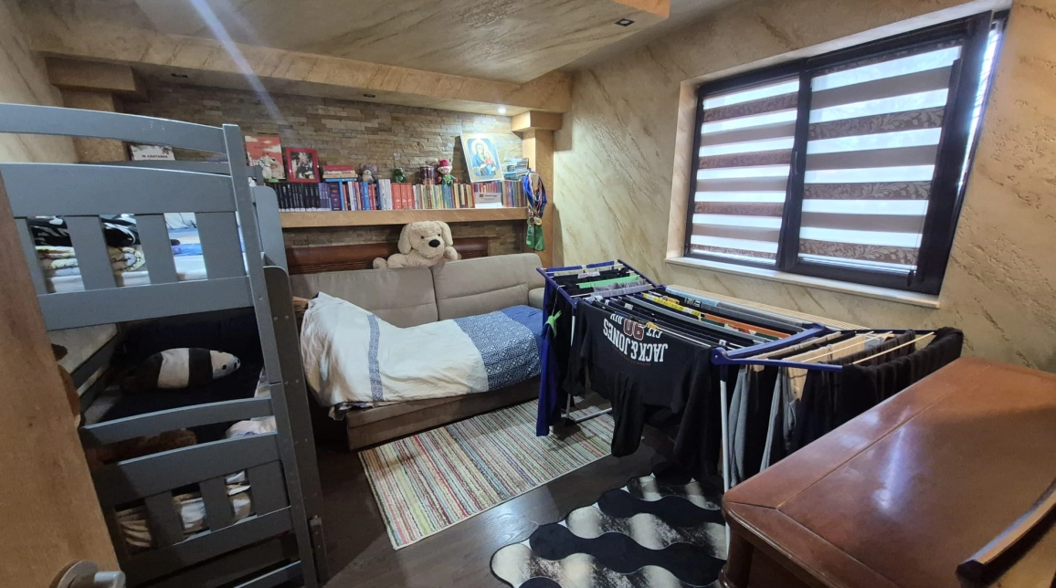 Oferta Apartament de vanzare, 2 camere, semidecomandat, 48 mp, Valea Lupului,  Antibiotice imagine 3