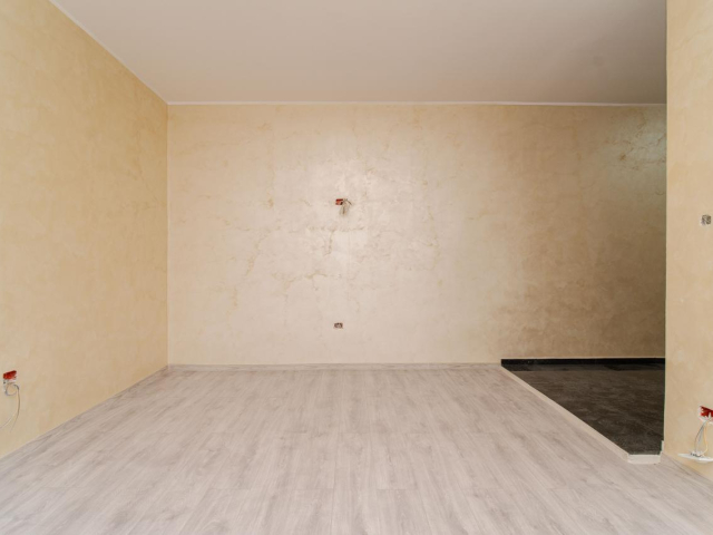 Tudor Vladimirescu apartament  50 mp, 2 camere,  nedecomandat, de vanzare,  (Intersectia Bucsinescu) 162344