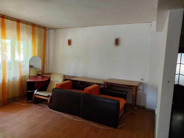 Apartament de vanzare, 3 camere,  decomandat,  90 mp, Darmanesti,  (Nufarului) 163040