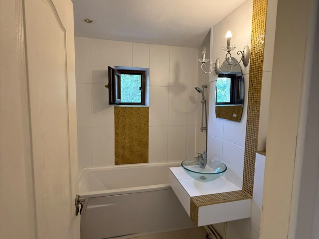 Apartament 3 camere - Central