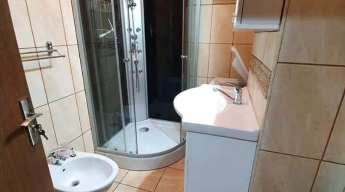 Oferta CUG apartament 41 mp, 1 camera, semidecomandat, de vanzare,  Rondu Vechi imagine 9
